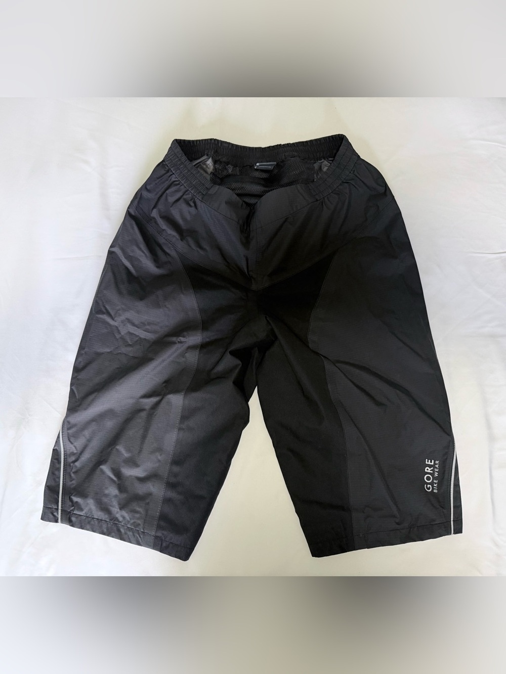 GORE BIKE WEAR GORETX RAIN SHORTS